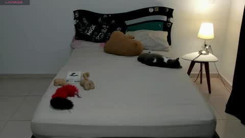 uwu online show from 03-30-26, 01:28