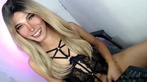 sweetyJENNY online show from 05-07-26, 02:11