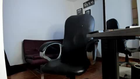 SERGIO THE SEX LAWYER online show from 10-27-25, 08:02