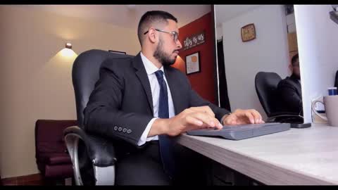 SERGIO THE SEX LAWYER online show from 02-20-26, 03:58