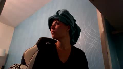 La online show from 09-29-25, 07:51