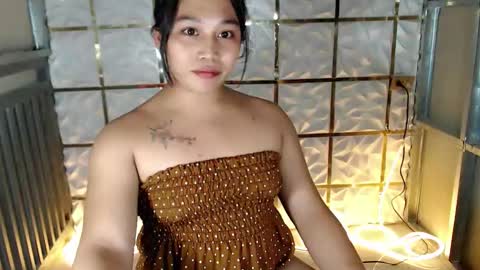 ITS ME CRYSTAL online show from 02-17-26, 02:46