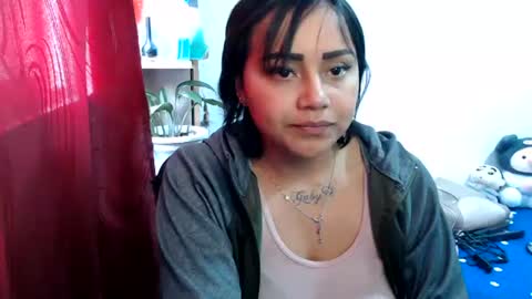 Mia and Gary  online show from 06-26-26, 07:18