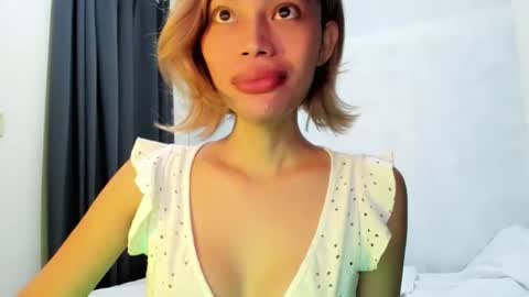 fuckingsexy143 online show from 06-10-26, 02:01