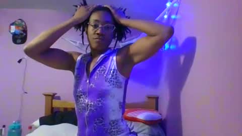 Snapshot of fuckitwehere chatting on 10-29-25, 04:37 fuckitwehere online show from 10-29-25, 04:37