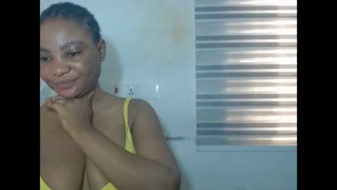 Snapshot of fuckxmypussy chatting on 05-21-26, 08:10 fuckxmypussy online show from 05-21-26, 08:10