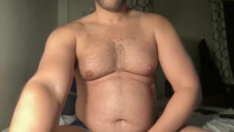 Snapshot of fuckyeahcoach chatting on 12-08-24, 02:18 Muscle Bear Jock in Training online show from 12-08-24, 02:18