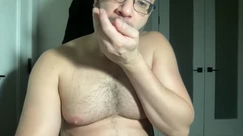 Snapshot of fuckyeahcoach chatting on 01-20-25, 03:37 Muscle Bear Jock in Training online show from 01-20-25, 03:37