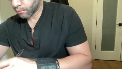 Snapshot of fuckyeahcoach chatting on 01-20-25, 09:56 Muscle Bear Jock in Training online show from 01-20-25, 09:56