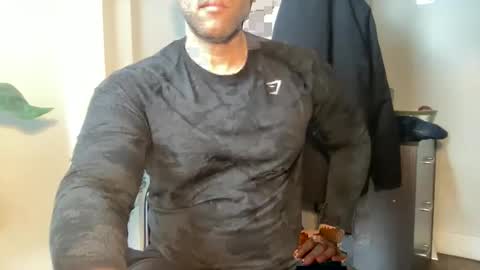 Snapshot of fuckyeahcoach chatting on 03-09-25, 05:06 Muscle Bear Jock in Training online show from 03-09-25, 05:06