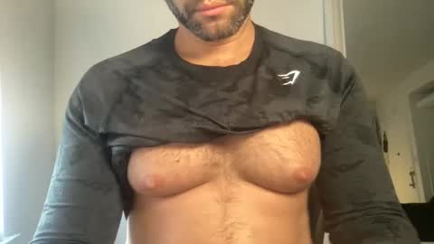 Snapshot of fuckyeahcoach chatting on 09-21-25, 11:45 Muscle Bear Jock in Training online show from 09-21-25, 11:45