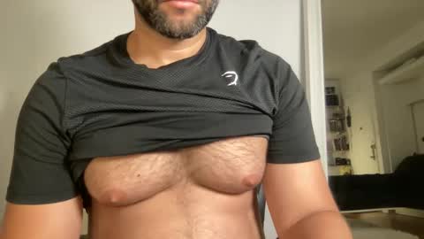 Snapshot of fuckyeahcoach chatting on 09-24-25, 07:44 Muscle Bear Jock in Training online show from 09-24-25, 07:44
