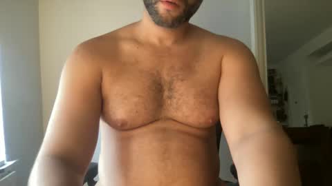 Snapshot of fuckyeahcoach chatting on 10-19-25, 09:26 Muscle Bear Jock in Training online show from 10-19-25, 09:26