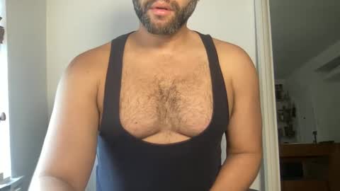 Snapshot of fuckyeahcoach chatting on 10-20-25, 12:27 Muscle Bear Jock in Training online show from 10-20-25, 12:27