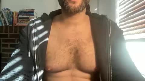 Snapshot of fuckyeahcoach chatting on 03-09-26, 01:15 Muscle Bear Jock in Training online show from 03-09-26, 01:15