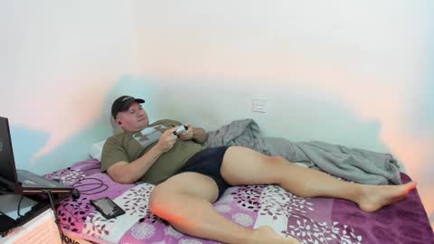 Snapshot of fuckynations chatting on 12-15-24, 11:31 Fuckdirtymen online show from 12-15-24, 11:31