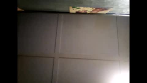 Snapshot of fucmebudoo chatting on 01-27-25, 09:02 Warwick online show from 01-27-25, 09:02