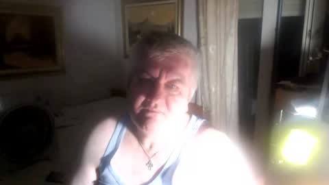 Snapshot of fukingcrazy chatting on 07-12-26, 06:43 fukingcrazy online show from 07-12-26, 06:43