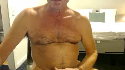 Snapshot of fuldaflyst4 chatting on 11-12-25, 11:58 fuldaflyst4 online show from 11-12-25, 11:58