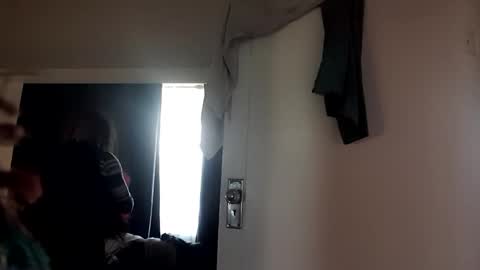 Pizzaz online show from 12-25-24, 08:51