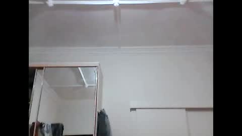 Pizzaz online show from 02-21-25, 01:55