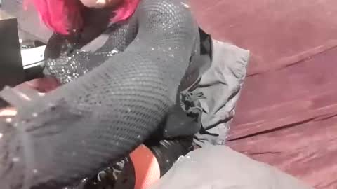 Pizzaz online show from 10-11-25, 07:12