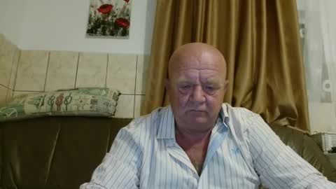 Snapshot of fullballs6 chatting on 09-20-25, 02:12 fullballs6 online show from 09-20-25, 02:12