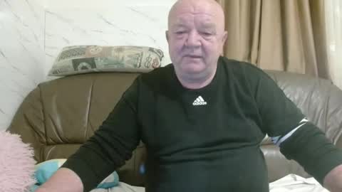 fullballs6 online show from 02-09-26, 12:47