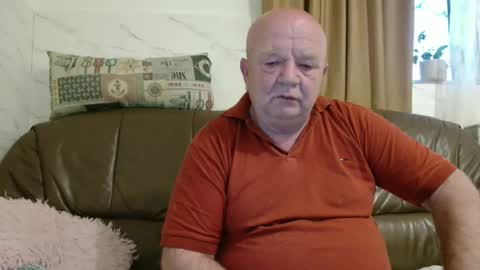 fullballs6 online show from 04-17-26, 03:09