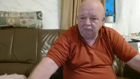 fullballs6 online show from 04-20-26, 02:47