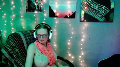 Princess Nellie  Captain Simon online show from 01-12-25, 05:34