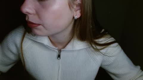 Snapshot of funemma000 chatting on 02-05-26, 11:15 Emma online show from 02-05-26, 11:15