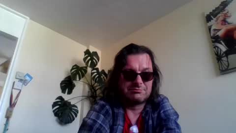 Snapshot of funn333222 chatting on 06-14-26, 05:04 funn333222 online show from 06-14-26, 05:04