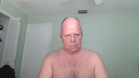 Snapshot of funnplay chatting on 11-17-25, 08:47 Funnplay online show from 11-17-25, 08:47