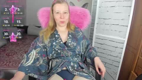 Snapshot of funny_bunny4 chatting on 03-12-25, 06:33 funny_bunny4 online show from 03-12-25, 06:33