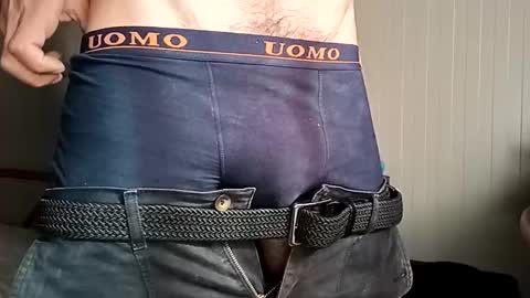 Italian men online show from 11-10-25, 11:42