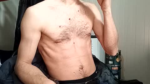 Italian men online show from 02-16-26, 01:40