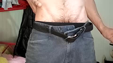Italian men online show from 05-26-26, 09:49