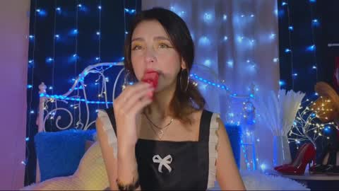 Snapshot of funny_whotsss chatting on 01-17-25, 01:15 Tiffany online show from 01-17-25, 01:15