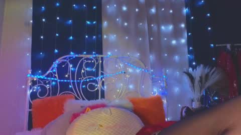 Snapshot of funny_whotsss chatting on 02-23-25, 11:47 Tiffany online show from 02-23-25, 11:47