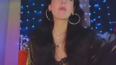 Snapshot of funny_whotsss chatting on 03-08-25, 03:39 Tiffany online show from 03-08-25, 03:39