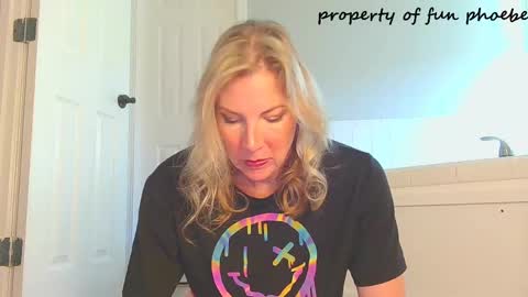 funphoebe online show from 04-21-26, 01:50