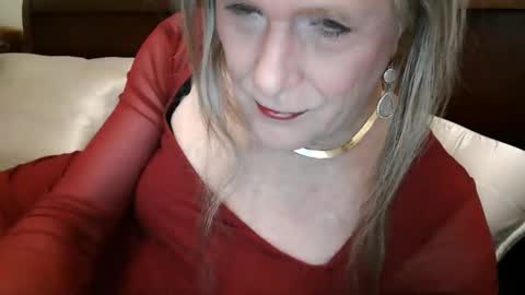 Jessie Love online show from 12-19-25, 11:06