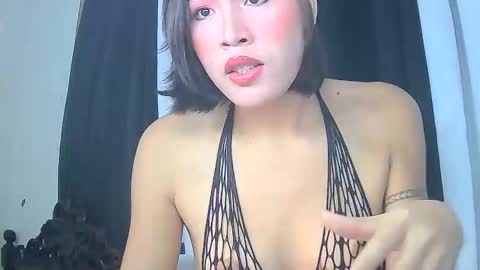 LIL LEE online show from 02-23-25, 01:46