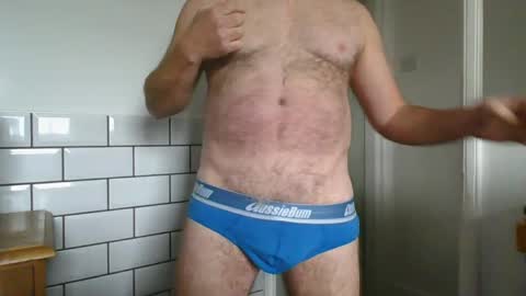 Snapshot of furr4u chatting on 01-29-25, 11:41 Rich online show from 01-29-25, 11:41