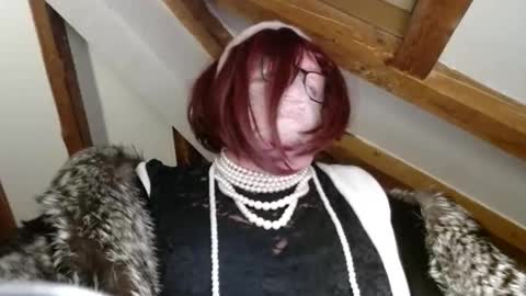 Dany online show from 11-21-25, 11:47