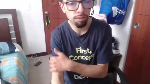 andrew online show from 10-26-25, 03:18