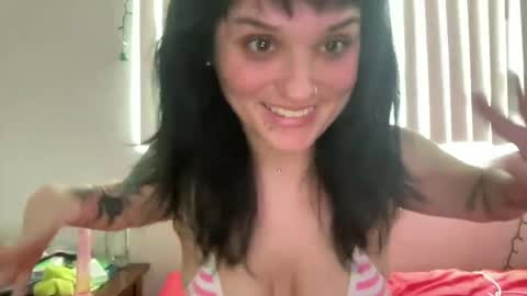 Snapshot of fw_gigii chatting on 07-24-26, 09:02 fw_gigii online show from 07-24-26, 09:02