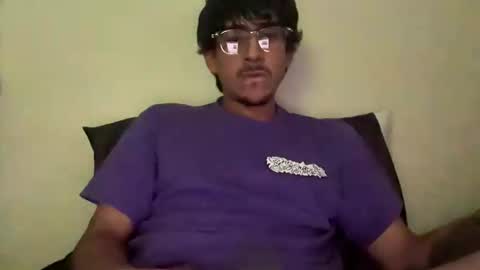 Snapshot of g981842 chatting on 04-04-26, 12:31 g981842 online show from 04-04-26, 12:31