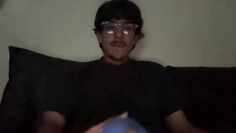 Snapshot of g981842 chatting on 04-05-26, 02:09 g981842 online show from 04-05-26, 02:09